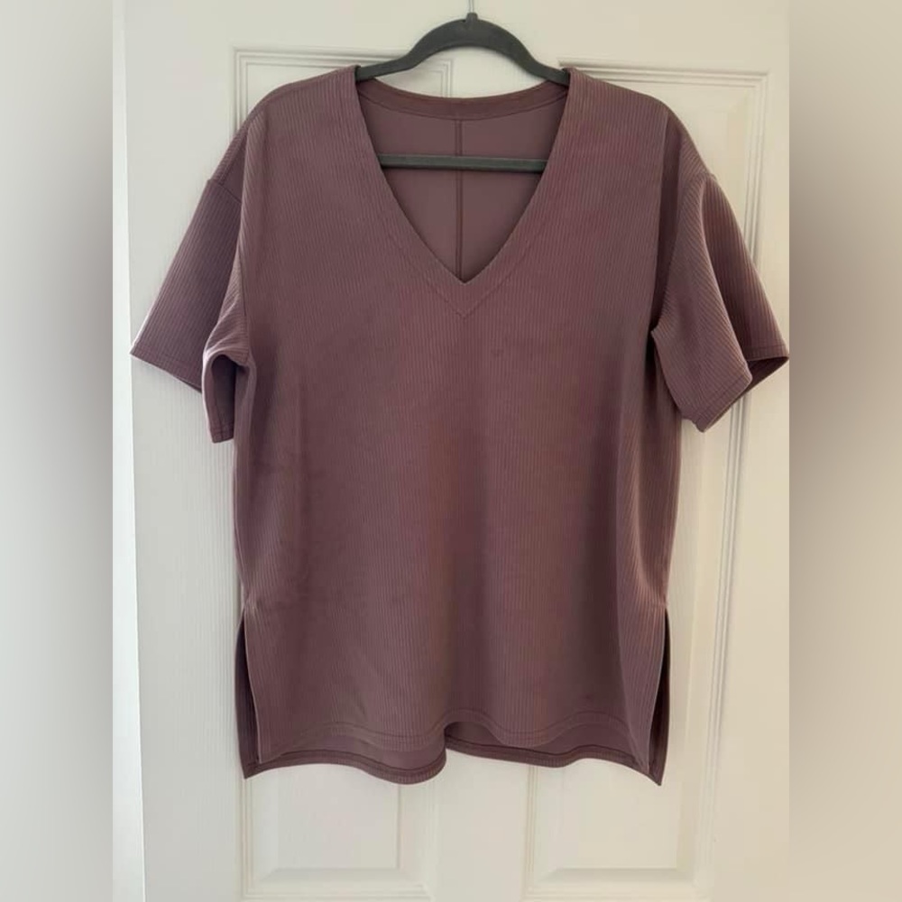 Lululemon softstreme ribbed shirt